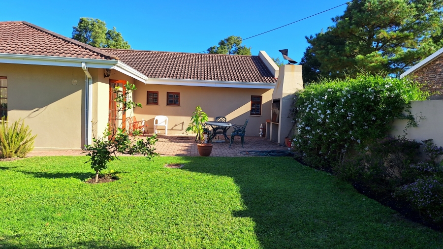 3 Bedroom Property for Sale in Blanco Western Cape